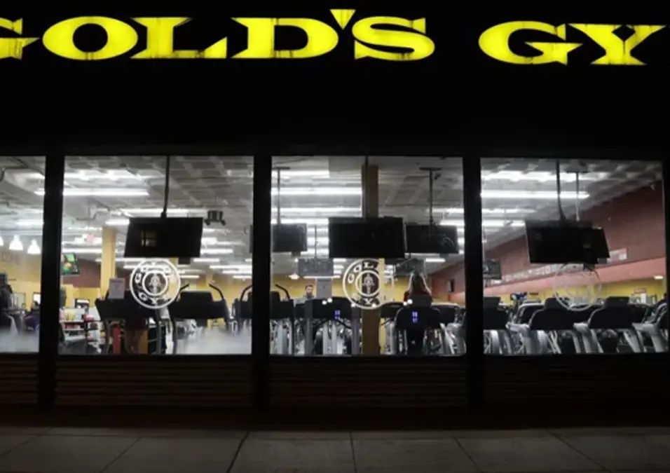 Golds Gym History